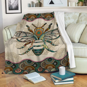 Bee Vintage Mandala Color Fleece Throw Blanket…