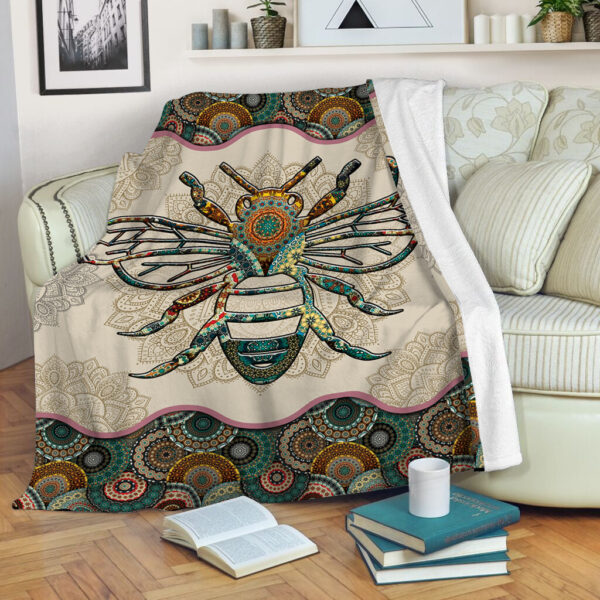 Bee Vintage Mandala Color Fleece Throw Blanket – Throw Blankets For Couch – Best Blanket For All Seasons