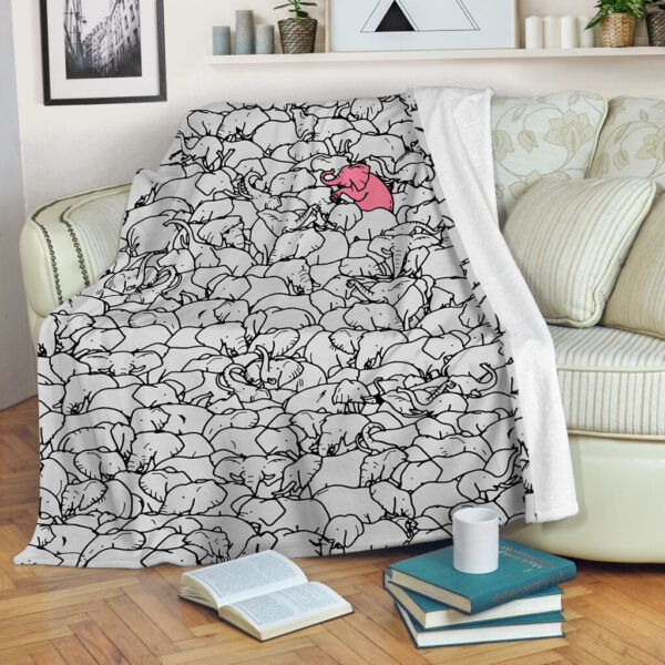 Elephant Don’t Blend Into The Crowd Fleece Throw Blanket – Throw Blankets For Couch – Best Blanket For All Seasons