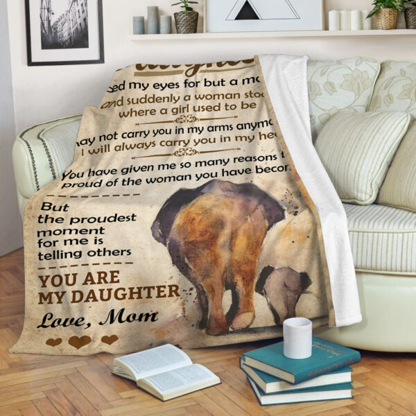 Elephant To My Daughter Art Vintage Fleece Throw Blanket – Soft And Cozy Blanket – Best Weighted Blanket For Adults