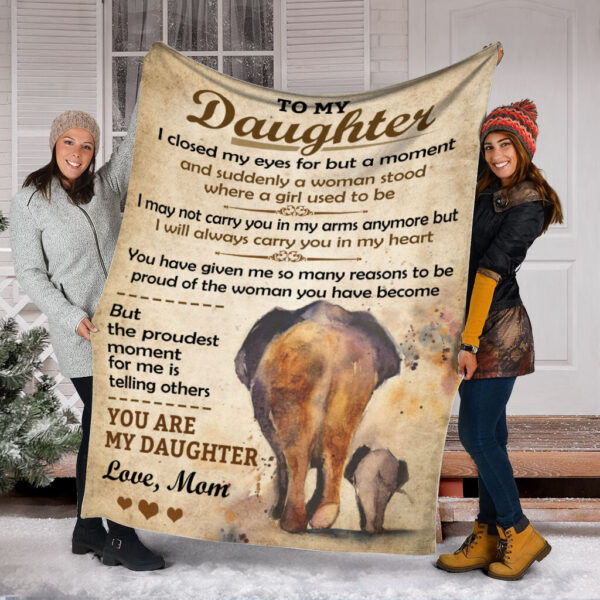 Elephant To My Daughter Art Vintage Fleece Throw Blanket – Soft And Cozy Blanket – Best Weighted Blanket For Adults