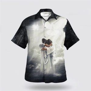 Man Hugging Jesus In Heaven Hawaiian Shirts Gifts For Jesus Lovers 1 tzthlg.jpg