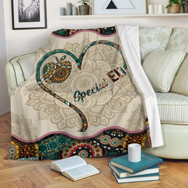 Special Ed Vintage Mandala Fleece Throw Blanket – Sherpa Fleece Blanket – Soft Lightweight Blanket