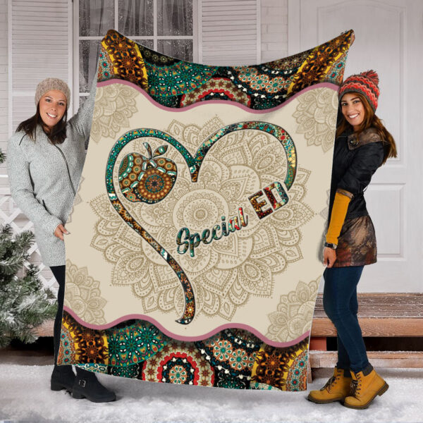 Special Ed Vintage Mandala Fleece Throw Blanket – Sherpa Fleece Blanket – Soft Lightweight Blanket