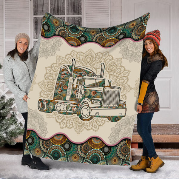 Trucker Vintage Mandala Fleece Throw Blanket – Sherpa Fleece Blanket – Soft Lightweight Blanket