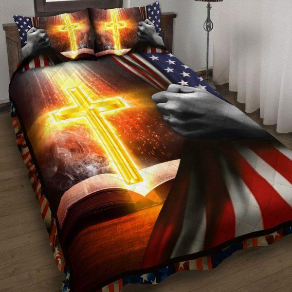 Cross in the Flag US Christian Quilt Bedding Set – Christian Gift For Believers