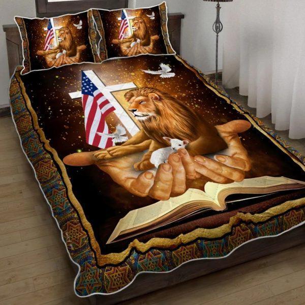 Jesus The Lamb And The Lion Patriot Quilt Bedding Set – Christian Gift For Believers