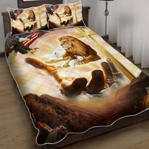 Lion And Lamb Cross American Quilt Bedding Set – Christian Gift For Believers