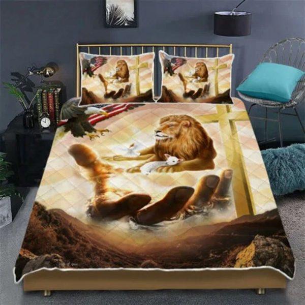 Lion And Lamb Cross American Quilt Bedding Set – Christian Gift For Believers