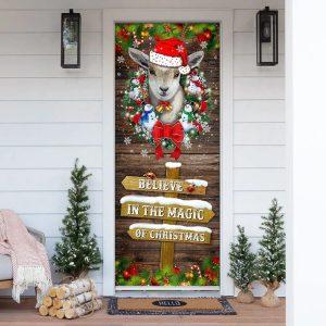 Christmas Door Cover Believe In The Magic Of Christmas Door Cover 5 pgwcpx.jpg