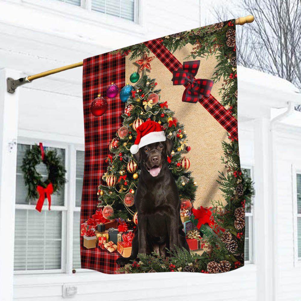 Christmas Flag, Santa Chocolate Labrador Flag Sitting In Front Of The Christmas Tree, Christmas Garden Flags, Christmas Outdoor Flag