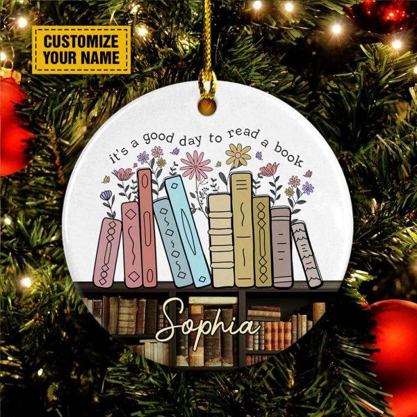 Personalised Christmas Ornament, It’s A Good Day To Read A Book Circle Ceramic Ornament, Christmas Ornaments 2023