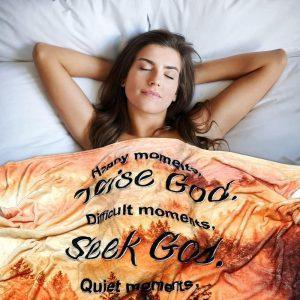 Praise God Seek God Worship God Trust God Thanh God Christian Quilt Blanket Christian Blanket Gift For Believers 3 rendo0.jpg