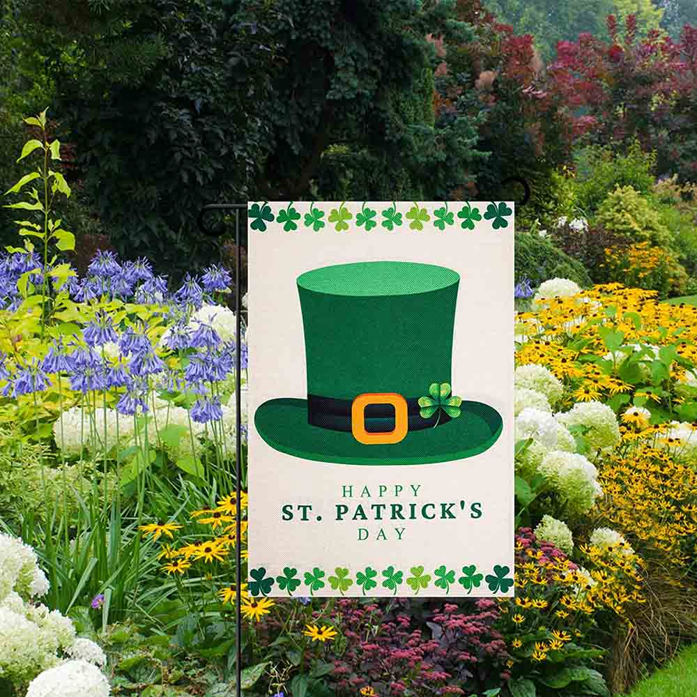 St Patrick’s Day Flag, Green Hat Shamrocks Bordered Happy St Patrick’s Day Lucky Gift For St Patrick Day, St Patrick’s Day Garden Flag