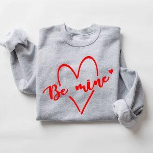 Valentines Sweatshirt Be Mine Sweatshirt Cute Heart Sweatshirt Womens Valentines Sweatshirt 6 yosvvo.jpg