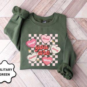 Valentines Sweatshirt Cute Teacher Valentine Sweatshirt Retro Heart Sweatshirt Womens Valentines Sweatshirt 6 nkcc0p.jpg