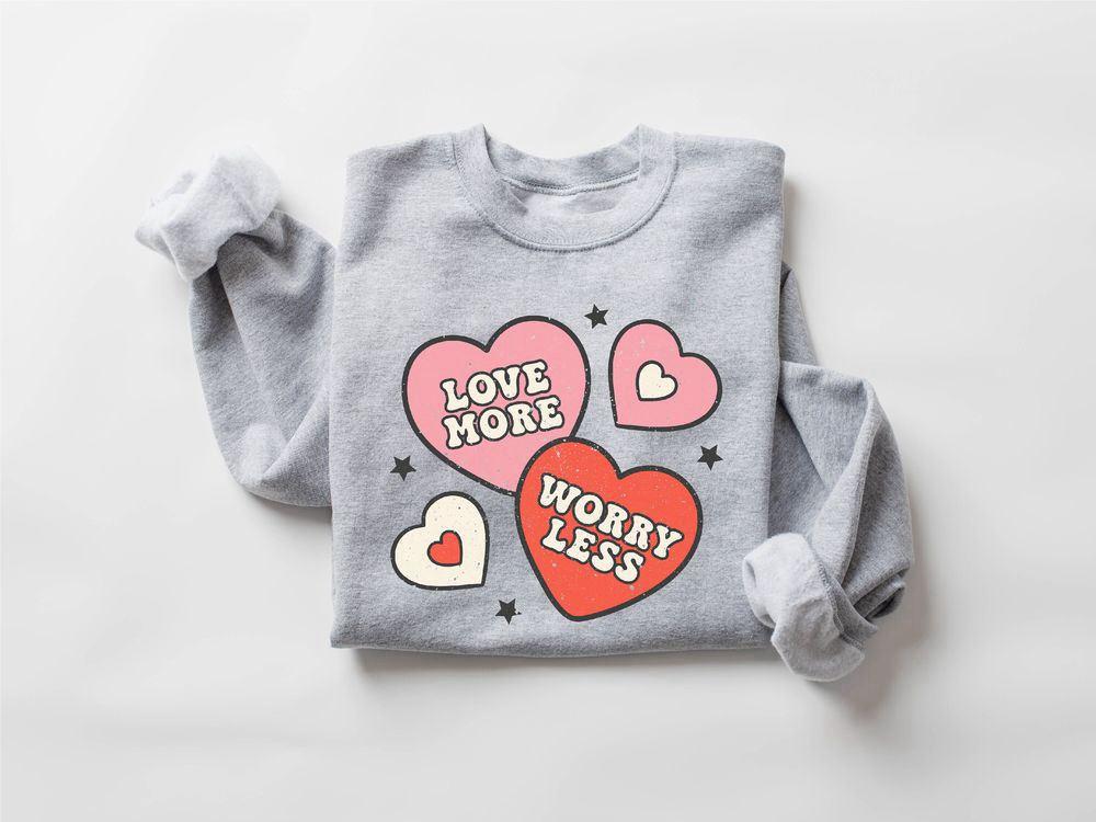 Valentines Sweatshirt, Retro Valentines Day Sweatshirt, Cute Hearts Sweatshirt, Womens Valentines Sweatshirt