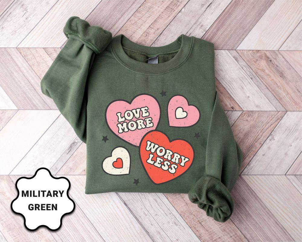 Valentines Sweatshirt, Retro Valentines Day Sweatshirt, Cute Hearts Sweatshirt, Womens Valentines Sweatshirt