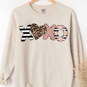 Valentines Sweatshirt, Valentines Day Sweatshirt, Xoxo Sweater,…