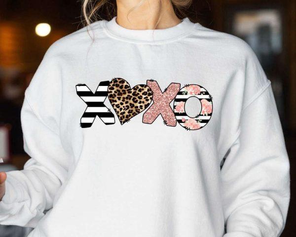 Valentines Sweatshirt, Valentines Day Sweatshirt, Xoxo Sweater, Leopard Heart Sweatshirt, Womens Valentines Sweatshirt