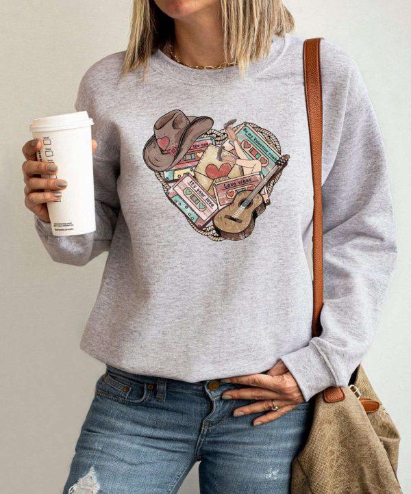 Valentines Sweatshirt, Western Sweatshirt, Howdy Valentine Shirt, Valentines Day Sweatshirt, Womens Valentines Sweatshirt