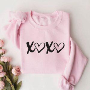 Valentines Sweatshirt XOXO Sweatshirt Valentines Sweater Crewneck Sweatshirt Womens Valentines Sweatshirt 2 k4tzrn.jpg