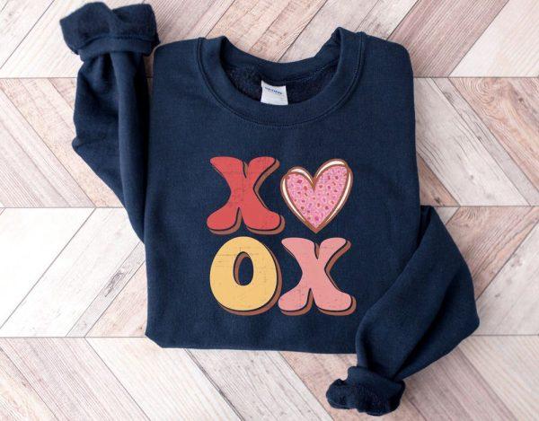 Valentines Sweatshirt, XOXO Sweatshirt, Vintage Sweatshirt, Womens Valentines Sweatshirt