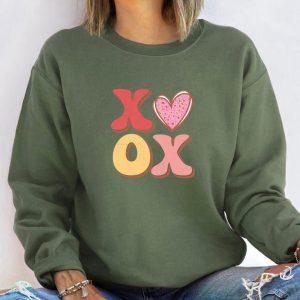 Valentines Sweatshirt XOXO Sweatshirt Vintage Sweatshirt Womens Valentines Sweatshirt 5 vlhxfw.jpg