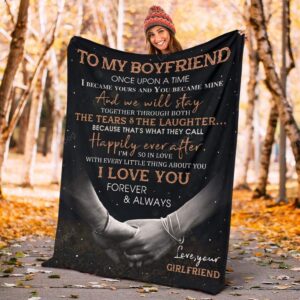 Valentine Blanket Personalized To My Boyfriend Hand In Hand Fleece Blanket From Girlfriend Gift For Boyfriend 1 ofgxki.jpg