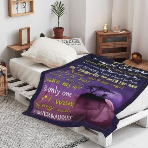 Valentine Blanket To My Amazing Girlfriend Blanket Romantic Valentines Day Gifts For Girlfriend 3 hsqgof.jpg