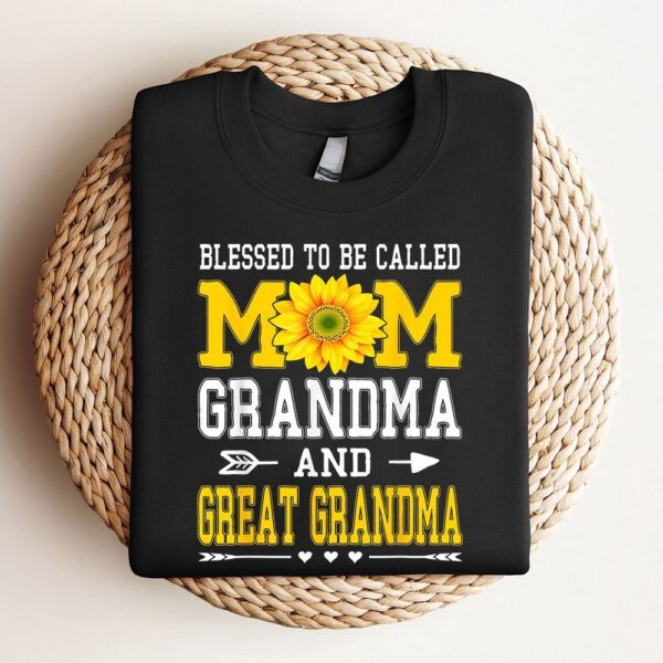 Blessed To Be Called Mom Grandma Great Grandma Mothers Day Sweatshirts, Mother Sweatshirt, Sweatshirt For Mom, Mum Sweatshirt