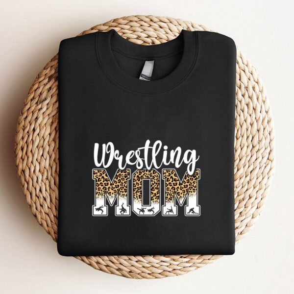 Funny Leopard Wrestling Mom Women Wrestler Mothers Day Sweatshirt, Mother Sweatshirt, Sweatshirt For Mom, Mum Sweatshirt