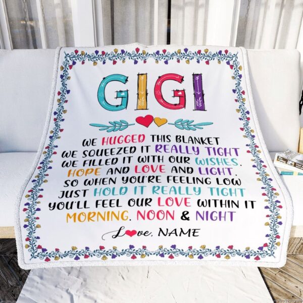 Gigi Blanket From Grandkids We Hugged This Blanket, Personalized Blanket For Mom, Mother’s Day Gifts Blanket