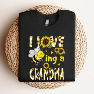 I Love Being A Grandma Sunflower Bee…