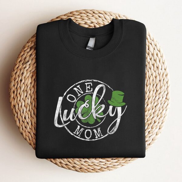 One Lucky Mom Funny Mother Irish Clovers St Patricks Day Sweatshirt, Mother Sweatshirt, Sweatshirt For Mom, Mum Sweatshirt