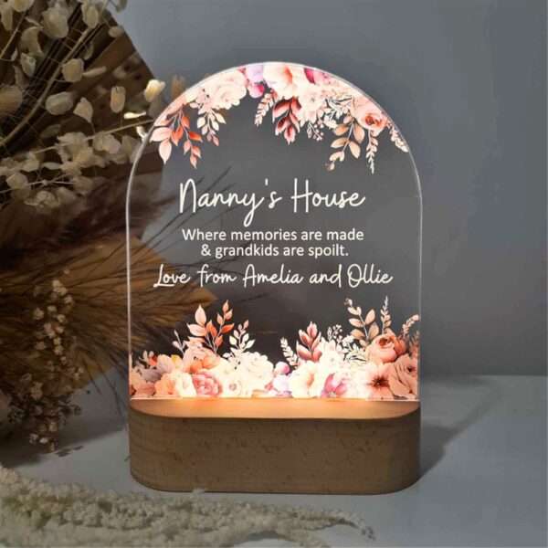Personalised Handcrafted Floral LED Lamp for Mother’s Day, Nanny’s House 3D Led Light Wooden Base, Custom Mothers Day Gifts