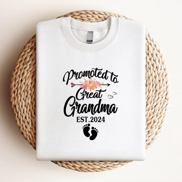 Promoted To Great Grandma 2024 Pregnancy Announcement Sweatshirt, Mother Sweatshirt, Sweatshirt For Mom, Mum Sweatshirt