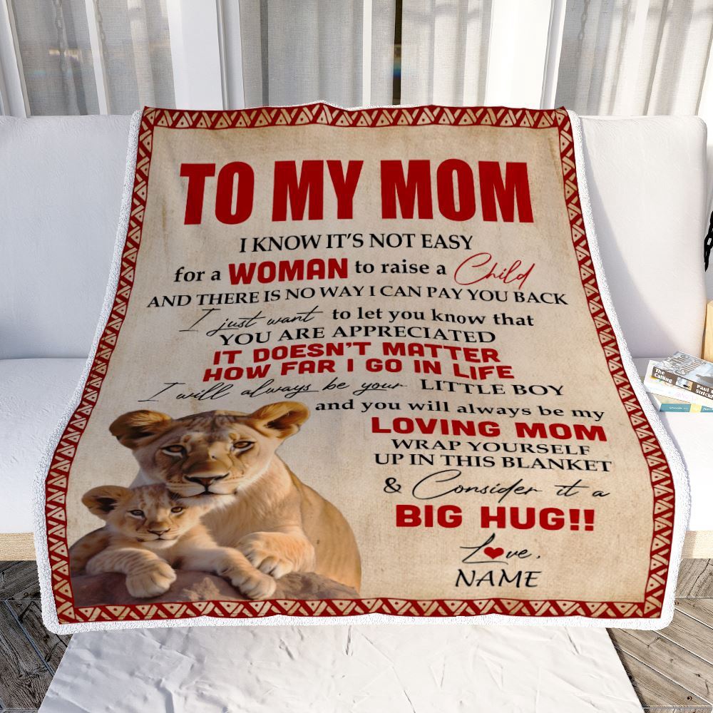 To My Mom Blanket From Son Lion I Know It’s Not Easy For A Man To Raise A Child, Mother Day Blanket, Personalized Blanket For Mom To My Mom Blanket From Son Lion I Know It’s Not Easy For A Man To Raise A Child, Mother Day Blanket, Personalized Blanket For Mom