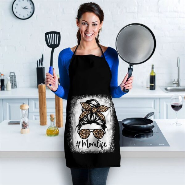 Women Mom Life Bleached Shirt Mom Life Leopard Messy Bun Apron, Aprons For Mother’s Day, Mother’s Day Gifts