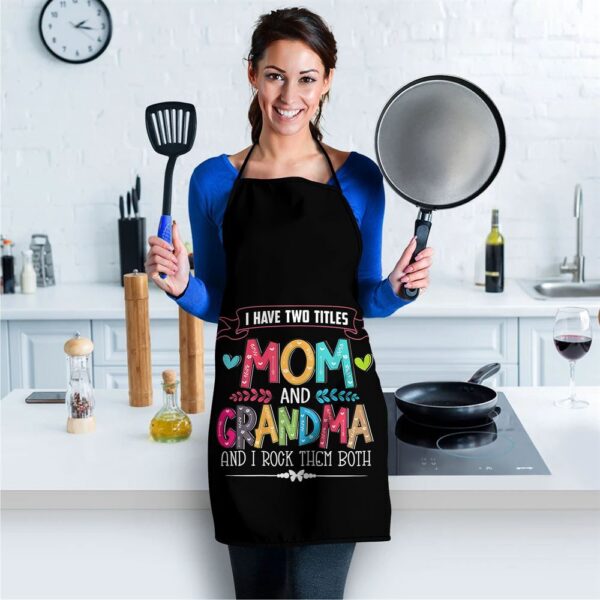 Womens Funny Grandma Shirts women Mom and Grandma I rock them Both Apron, Aprons For Mother’s Day, Mother’s Day Gifts