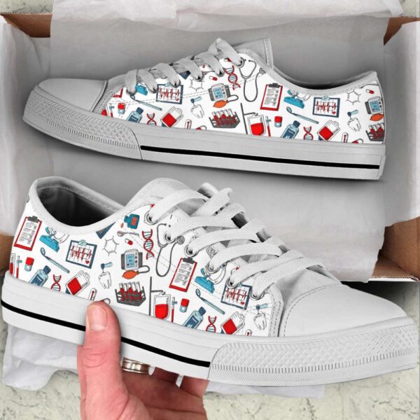 Comfortable Nurse Pattern Icon Canvas Sneakers, Low Top Designer Shoes, Low Top Sneakers