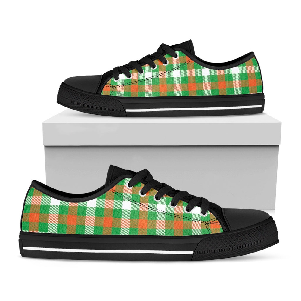 Irish Checkered St. Patrick’s Day Print Black Low Top Shoes, Low Top Designer Shoes, Low Top Sneakers