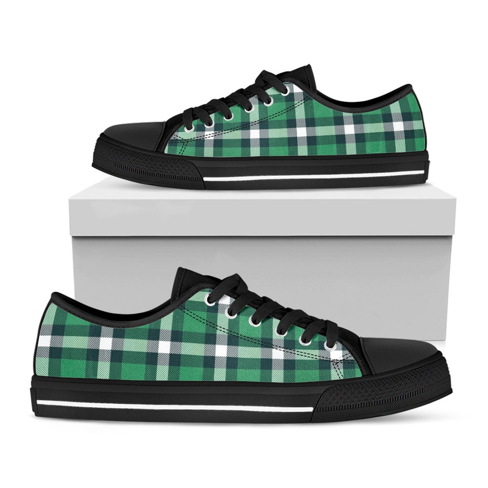 Irish St. Patrick’s Day Plaid Print Black Low Top Shoes, Low Top Designer Shoes, Low Top Sneakers