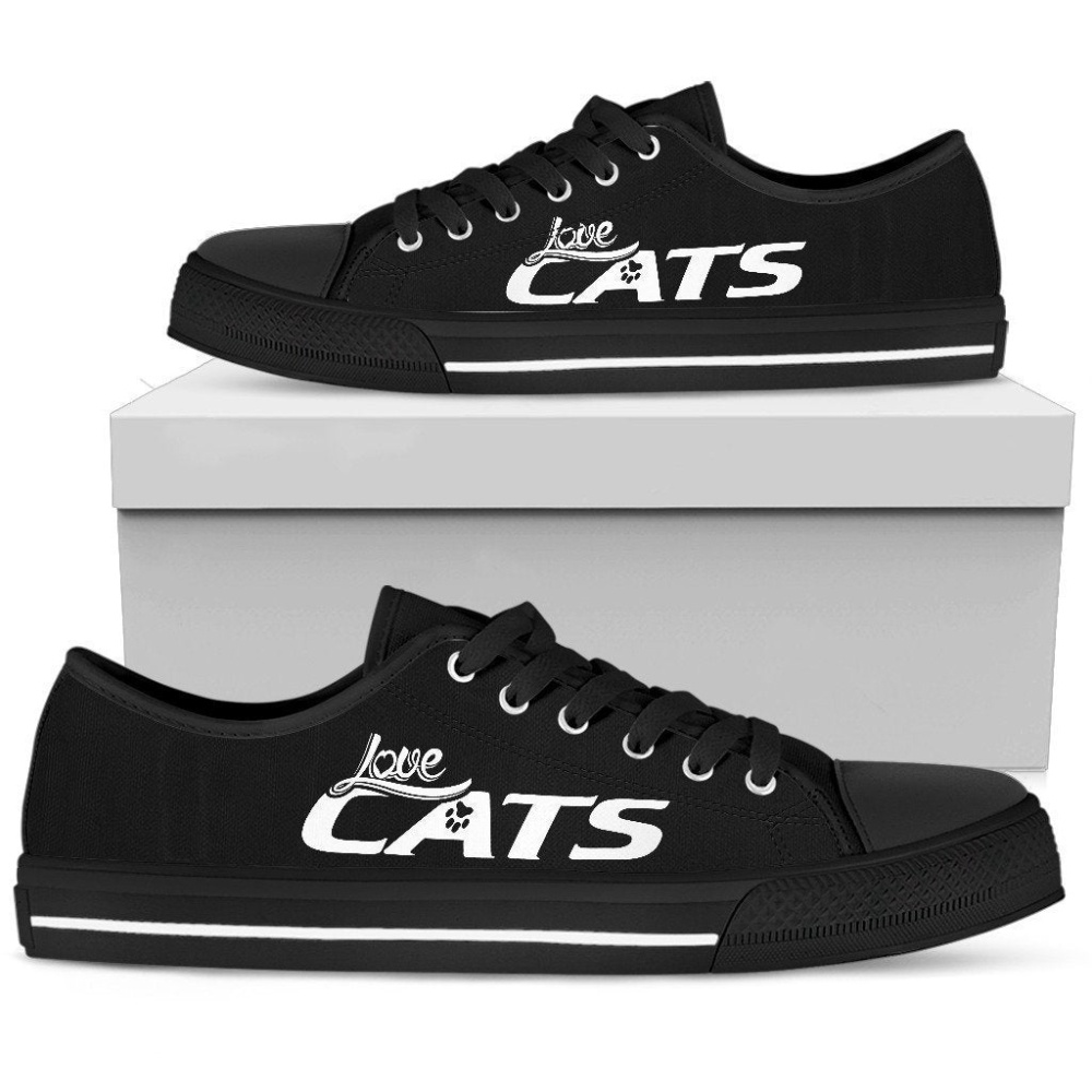 Love Cats Black Women’s Low Top Shoes, Low Top Sneakers, Low Top Designer Shoes