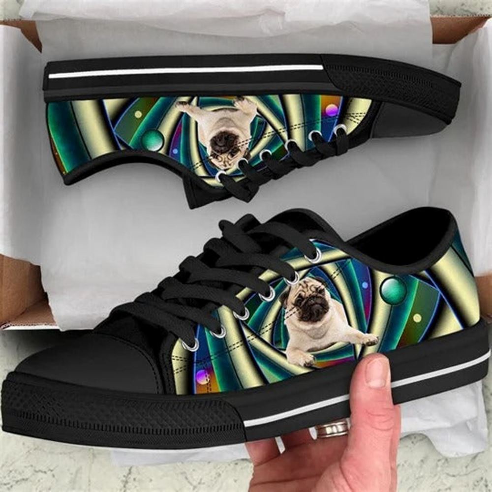 Pug dog Geometric Swirl Pattern Decorative Canvas Low Top Shoes, Designer Low Top Shoes, Low Top Sneakers Pug dog Geometric Swirl Pattern Decorative Canvas Low Top Shoes, Designer Low Top Shoes, Low Top Sneakers
